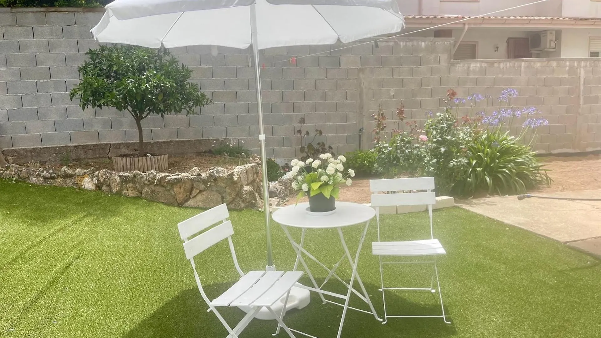 בית נופש Domusnovas Villa Eden איטליה